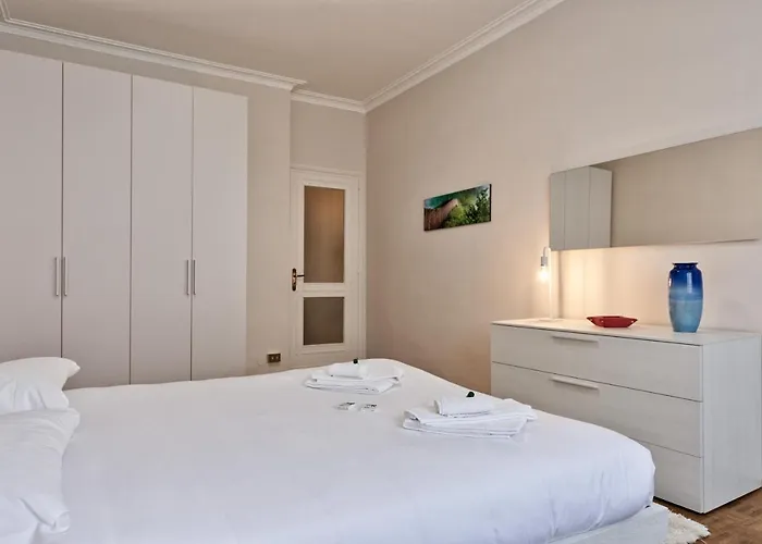 Stadio Olimpico Modern Flat * トリノ