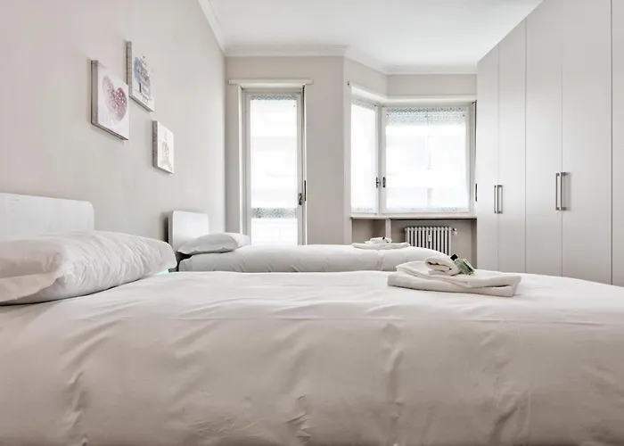 Stadio Olimpico Modern Flat トリノ