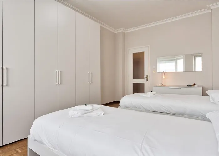 Stadio Olimpico Modern Flat تورينو